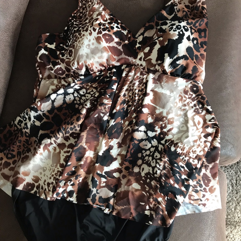 Chico’s one piece slimming bathing suit size 16.